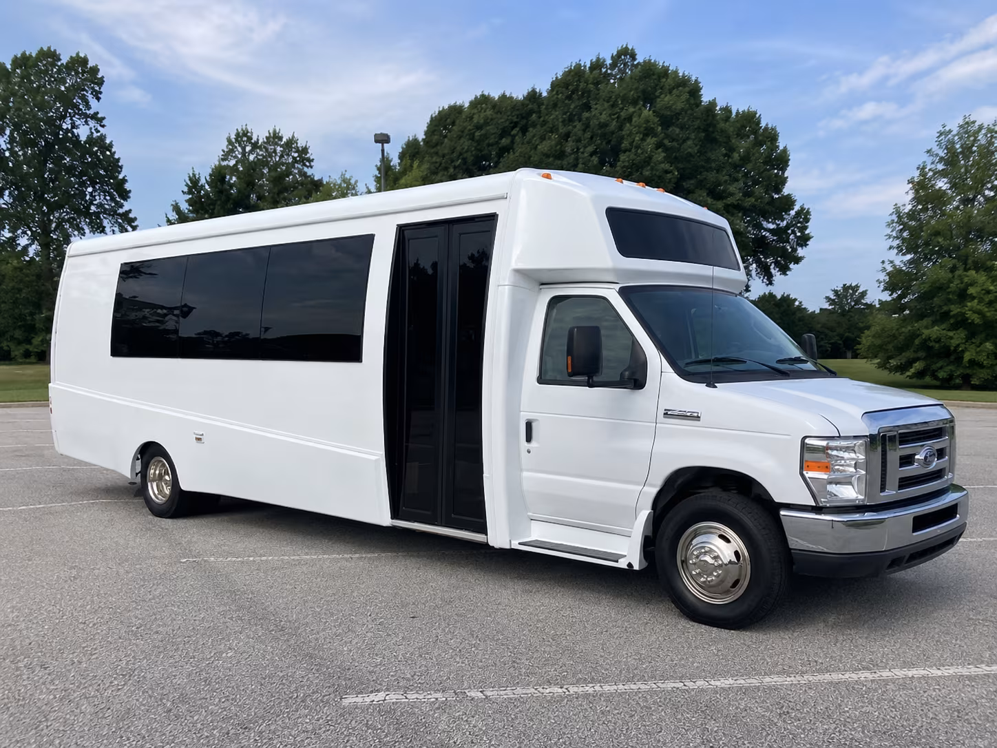 battle creek 18 passenger party bus